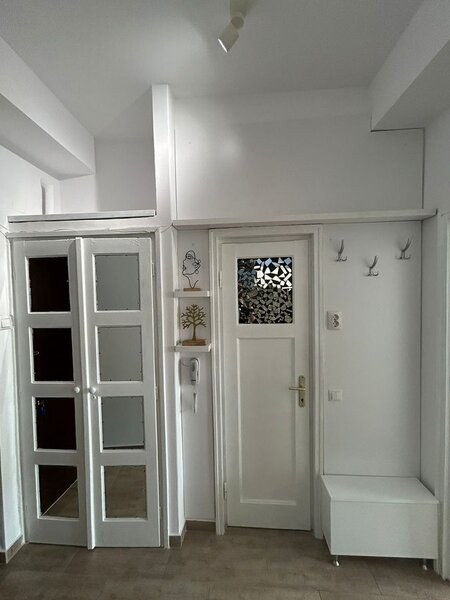 Ultracentral, Piata Romana, Magheru.